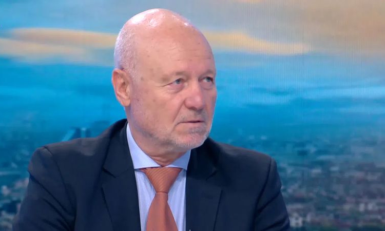 Тагарев: Радев не е антисистемен и антикуропционен играч, видяхме служебните му кабинети