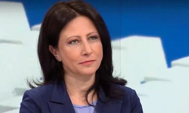 Рангелова от „Възраждане“ за Радев: Има само всенародно веселие, но важните въпроси предстоят!