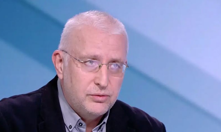 Проф. Светослав Малинов: Задачата не е по-сложна, отколкото, ако бяха само двама кандидати – Главчев и Гюров
