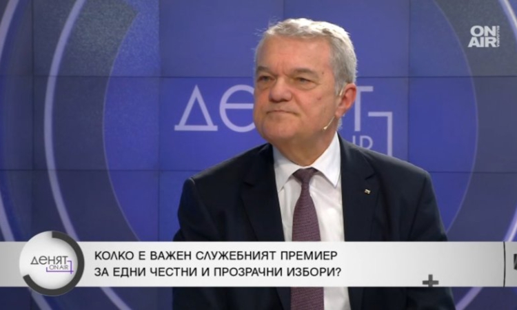 Румен Петков: Не бива да драматизираме с участието на Радев на изборите