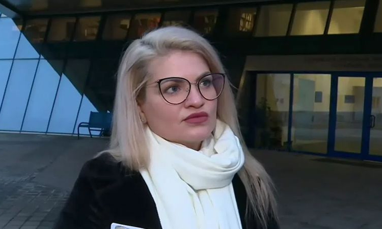 Нападение с нож, ритници в главата и избит зъб в столичното метро: Какво се знае?