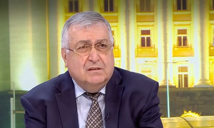 Проф. Близнашки: Румен Радев избра Андрей Гюров за служебен премиер