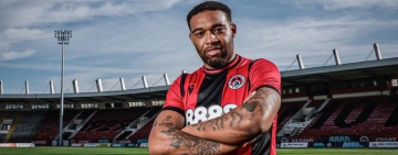 Съдят звездата на Локо Сф за нанасяне на телесна повреда