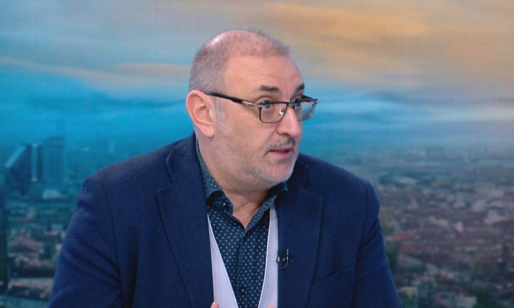 Керемедчиев: Членството ни в Съвета за мир е нелегитимно, берем срам