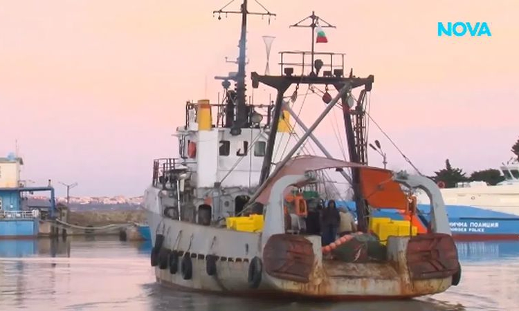 Семейството на единия от изчезналите рибари: Казаха ни - търсете вие!