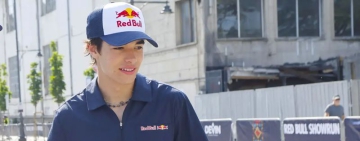 Никола Цолов беше принуден да обиколи половината земно кълбо, за да стигне до Мелбърн