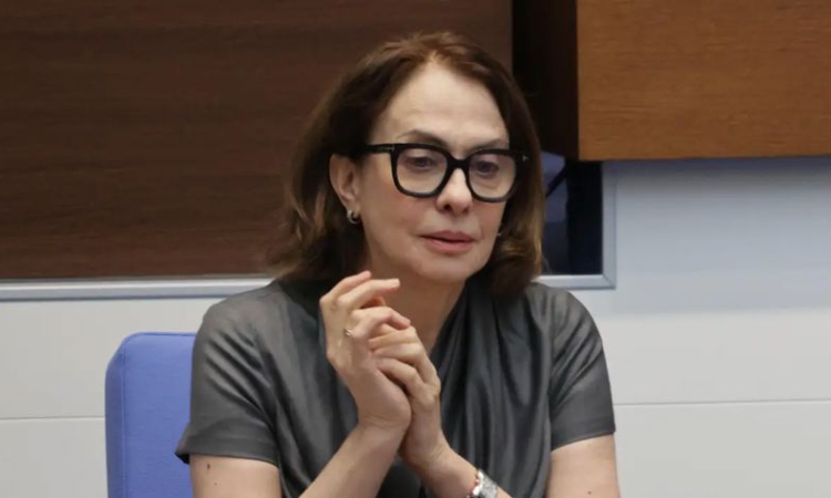 Надежда Нейнски: 2600 българи са евакуирани от Близкия изток. В последните два самолета е имало и празни места