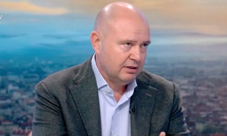 Популизъм ли са мерките на служебното правителство във връзка с покачването на цените на горивата?