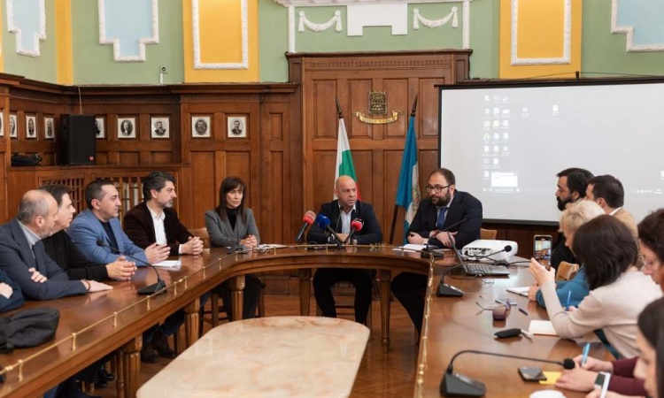 Община Пловдив иска Концертна зала от държавата, за да гарантира завършването на ремонта й