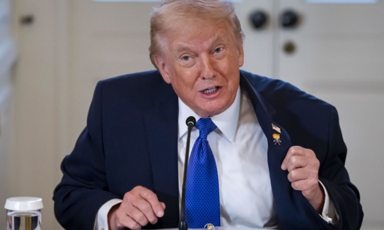 Тръмп приключва скоро "екскурзията" в Иран, но му трябват пари