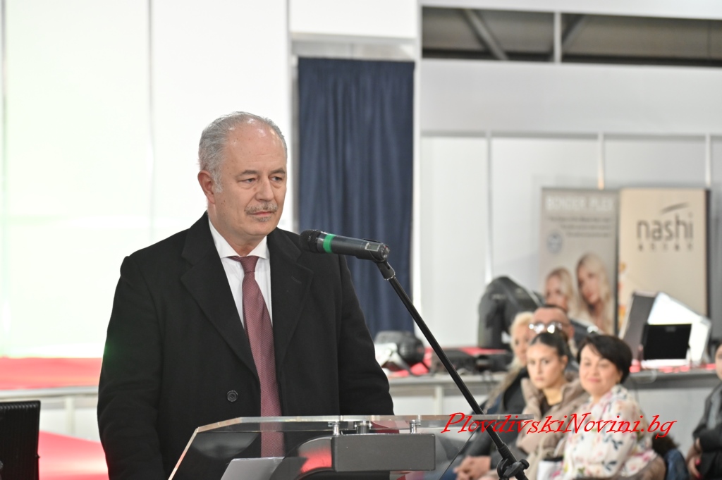 Новият посланик на Италия откри XXXII Италиански фестивал на красотата и прическата 