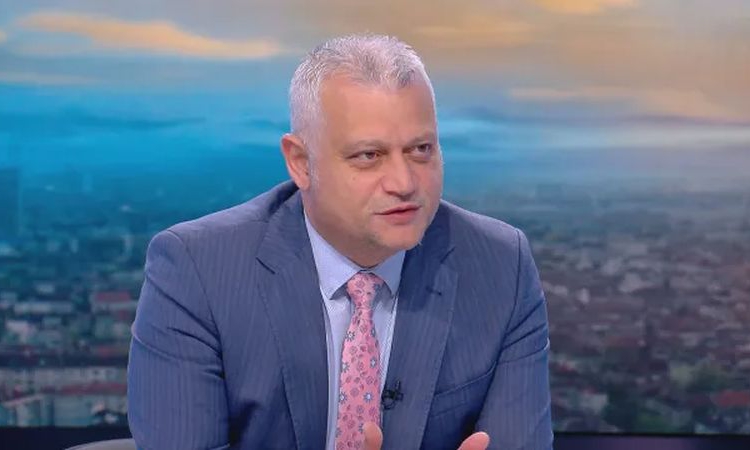 Дечев за отнетата книжка на Божанков: Доказателство, че няма наше МВР