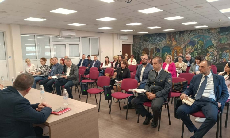 Бюлетините и изборните книжа пристигат в четвъртък