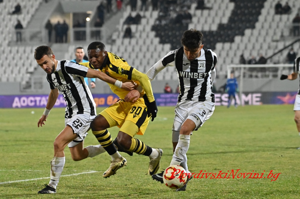 Ясно е кой ще ръководи пловдивското дерби