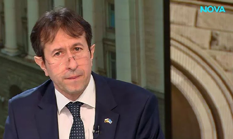 Кабинетът отпусна 18 млн. евро за автобусните превозвачи по междуселищните линии