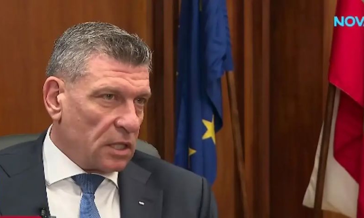 Кандев: Купувачите на гласове се активизират, но МВР е подготвило изненади