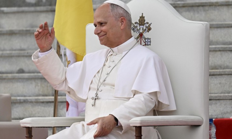 Папата: Бъдещето на човечеството е застрашено от войните