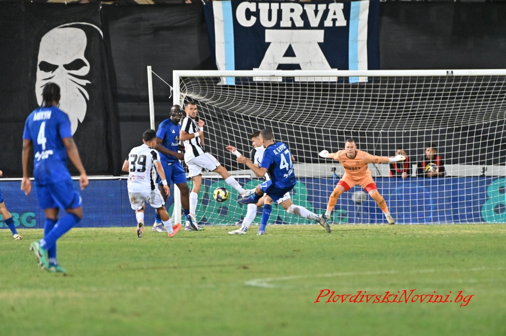 Титлата не е решена: Отписаха Левски и в Европа