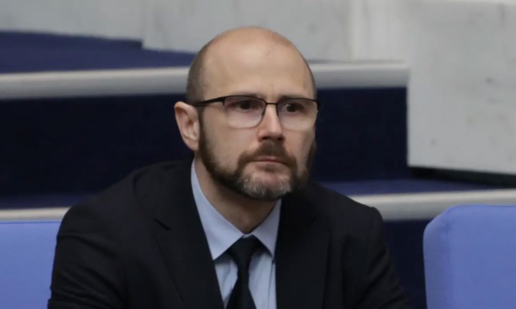 Андрей Янкулов отряза Иван Демерджиев за силово отстраняване на Борислав Сарафов