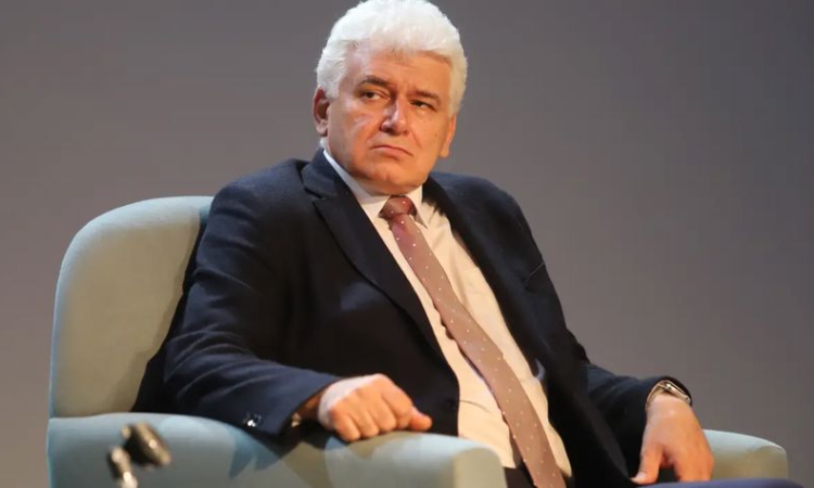 Проф. Киров: Радев има поне един или два варианта за правителство, освен публично обявения проектокабинет