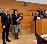 Почетни значки за Милка Толедова и Юлия Петрова