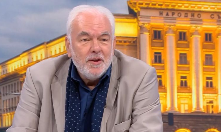 Доц. Огнян Боюклиев попита каква е дефиницията за "справедлива цена" и заяви, че "Магазин за хората" може да се развие