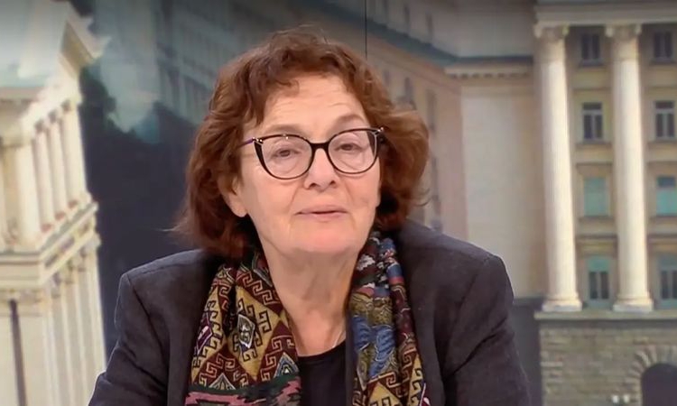 Проф. Коларова: Радев предварително прехвърля отговорността върху предишните управляващи
