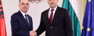 Премиерът Радев на среща с президента на Албания Бегай: Свързаността е ключът към успешното развитие на нашия регион
