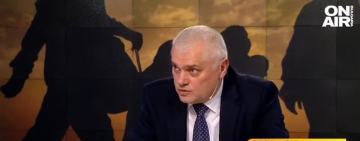 Валентин Радев: Кандев вероятно гони политическа кариера, трябваше да го обяви