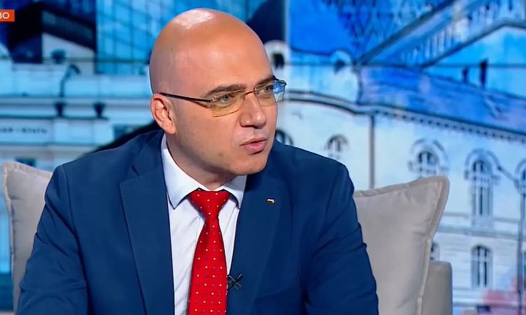 Министърът на туризма: Отливът на германски и румънски туристи е тревожен