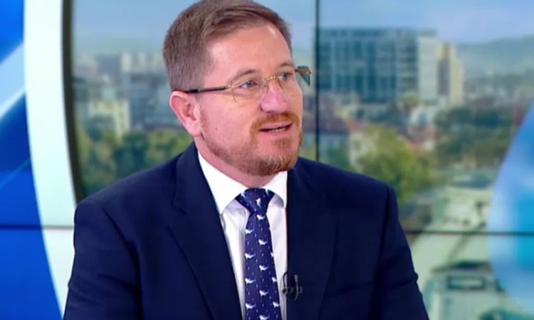 Дренчев, „Възраждане“: Санкциите срещу Русия влияят повече на европейците и българите!