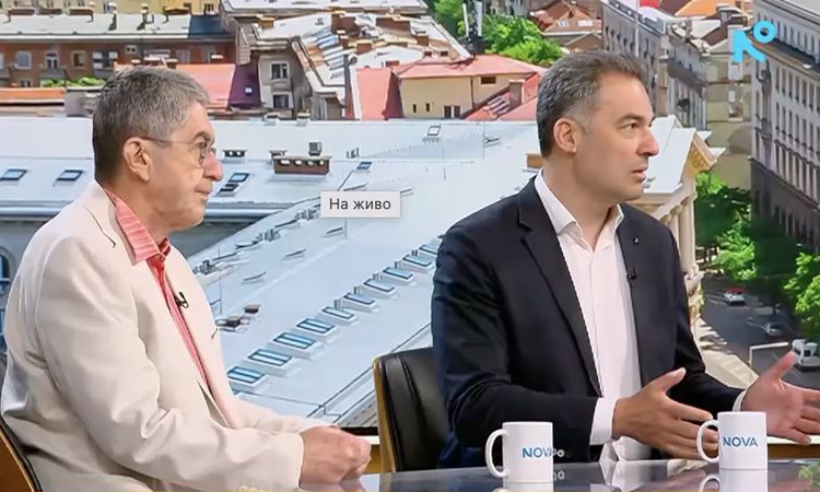 Скандалът с полетите: Искат проверка за Десислава Атанасова и Делян Пеевски