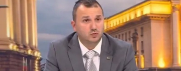 Парушев, ПБ: Оставката е личен акт! Д. Атанасова трябва да реши кое е моралното да се направи!