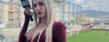 Спортна журналистка вдигна градусите от фитнеса
